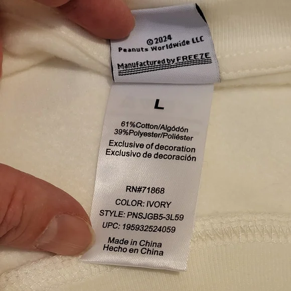 Peanuts Snoopy White Crewneck Sweatshirt Size Large - Picture 6 of 9